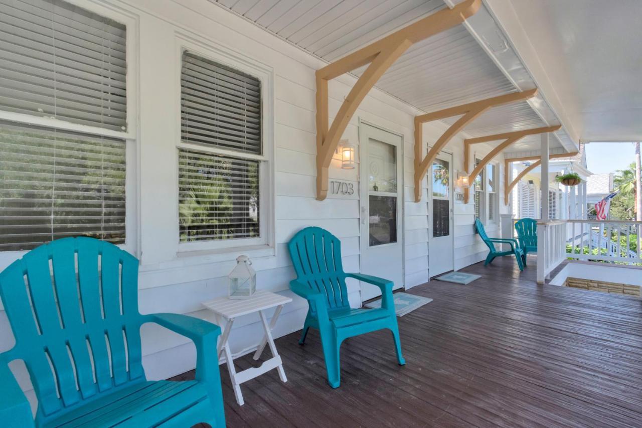 2 Kitchens,2 Living Rooms,4 Bedrooms-Close To All! Galveston Bagian luar foto