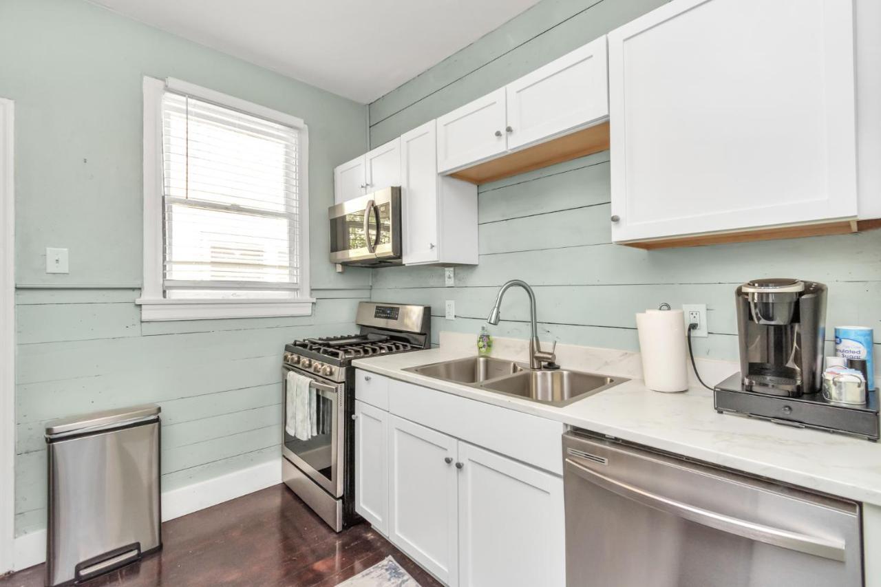 2 Kitchens,2 Living Rooms,4 Bedrooms-Close To All! Galveston Bagian luar foto