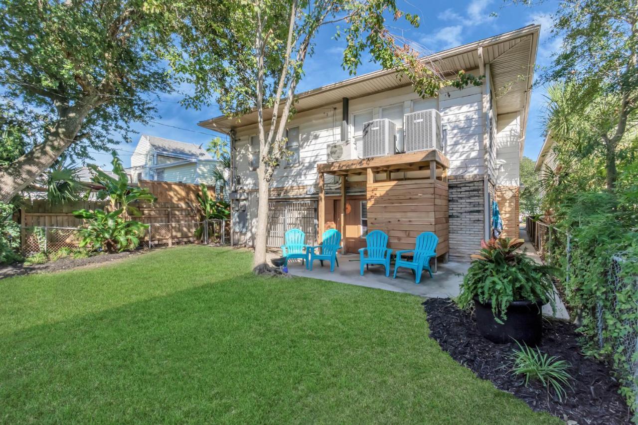 2 Kitchens,2 Living Rooms,4 Bedrooms-Close To All! Galveston Bagian luar foto
