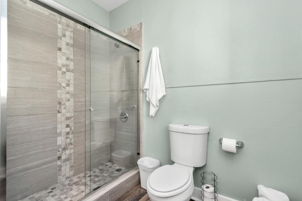 2 Kitchens,2 Living Rooms,4 Bedrooms-Close To All! Galveston Bagian luar foto