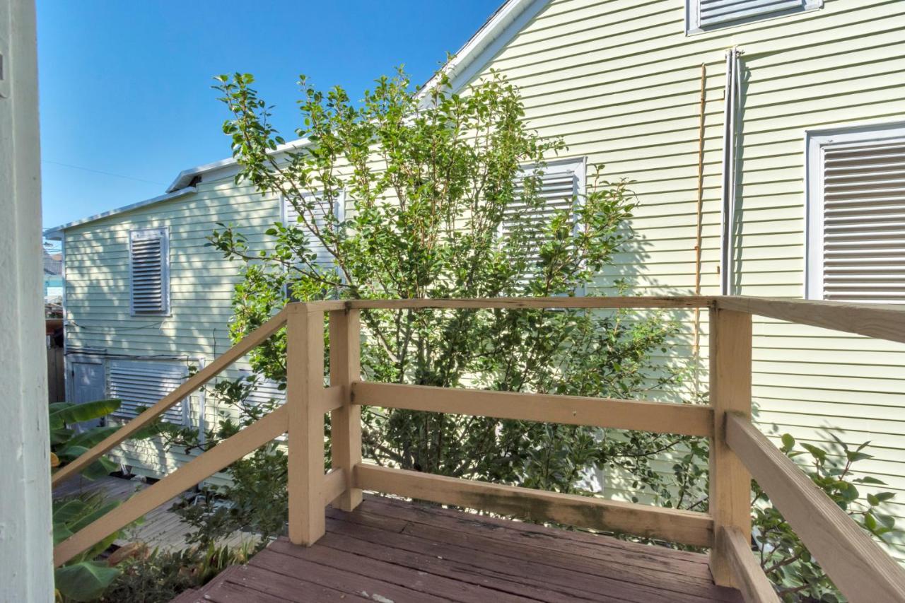 2 Kitchens,2 Living Rooms,4 Bedrooms-Close To All! Galveston Bagian luar foto